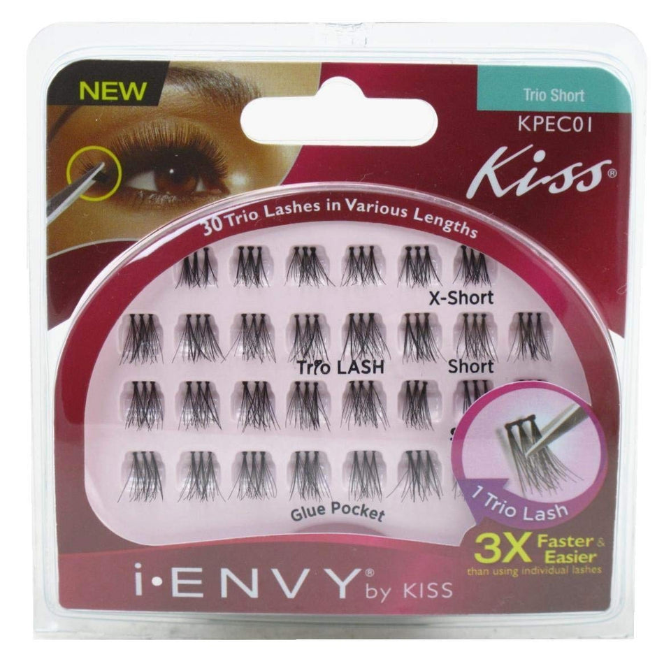 Kiss I Envy Trio Short 30 Lashes front view for quick lash application