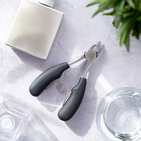 KLIPP senior-friendly nail cutter for easy grooming.