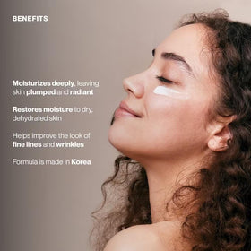 Knours One Perfect Youth Cream surface close-up, smooth, lightweight texture.