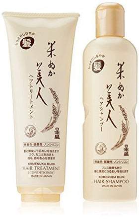 Komenuka Bijin moisturizing shampoo bottle highlighting hydration for hair