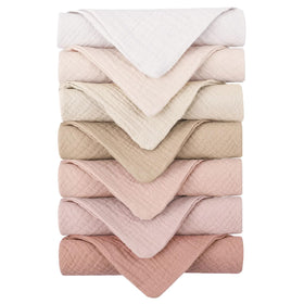 Konssy soft cotton face wash cloth close-up shows plush two-layer muslin texture for gentle cleansing.