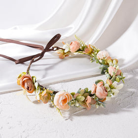 KorViSHOW green-leaf crown enhances festival outfits and photos.