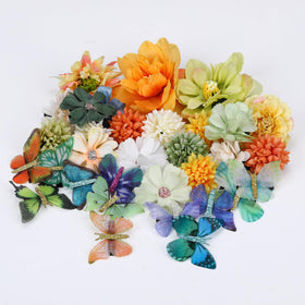KorViSHOW flower clip green close-up adds playful color to outfits.