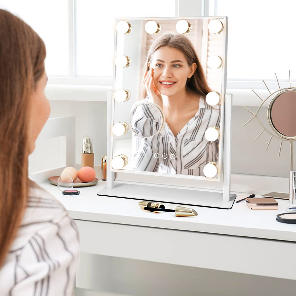 Kotdning gift-ready vanity mirror ideal for birthdays or celebrations.