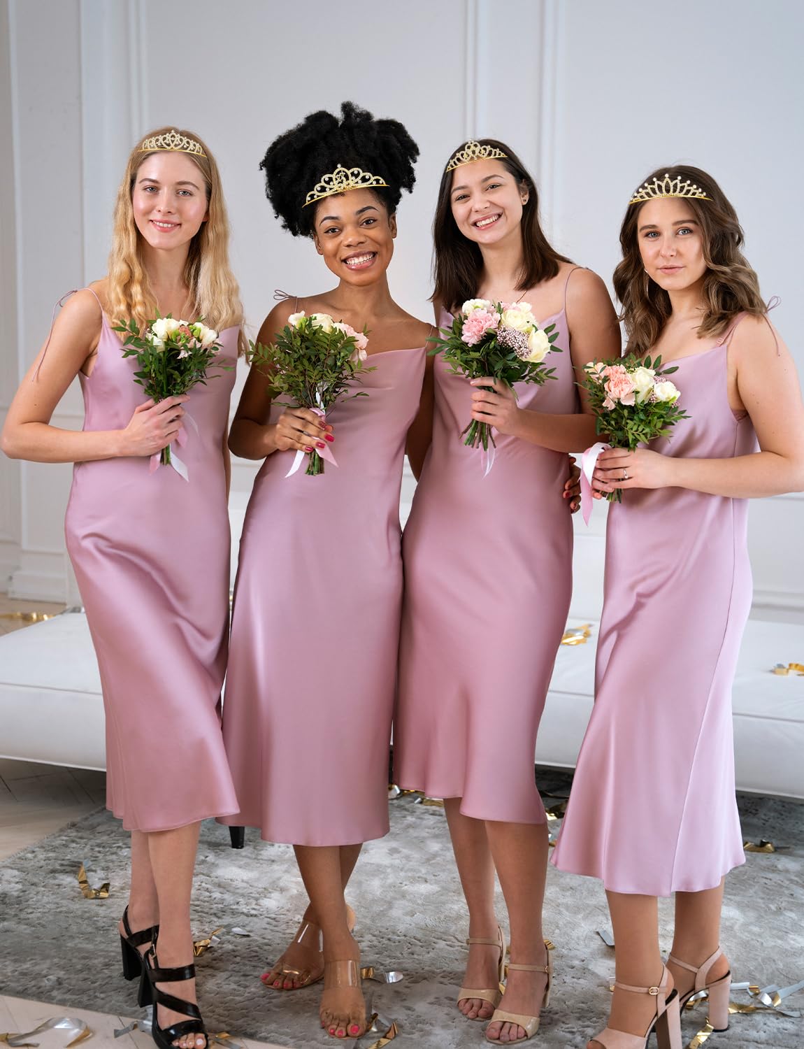 KQYSLXG random-style crystal crowns set, versatile party accessories.