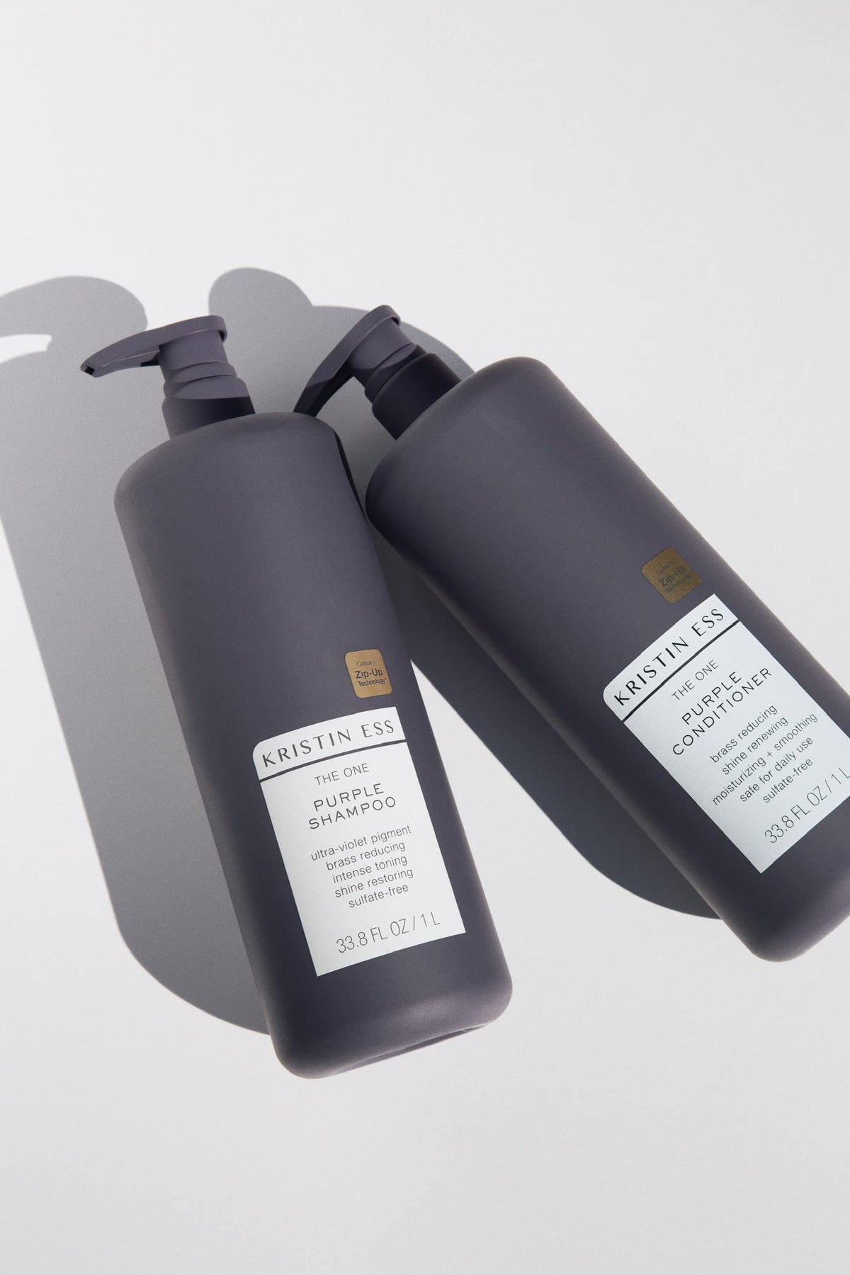Large one-liter bottle designed for long-lasting conditioning.