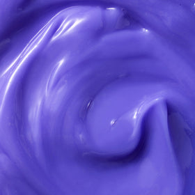 Kristin Ess The One Purple Conditioner liquid close-up shows ultra-violet pigment.