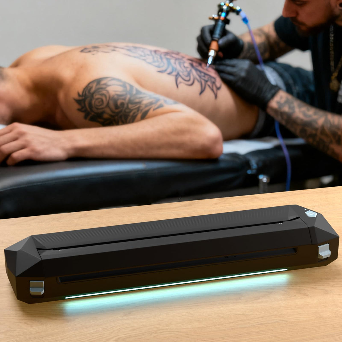 KVM rechargeable 2500mAh battery enables wireless operation anytime.