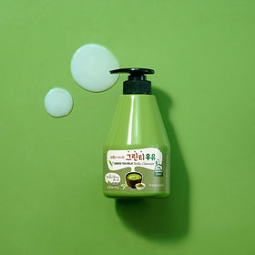 Creamy lather on skin demonstrating soft cleansing and hydration.
