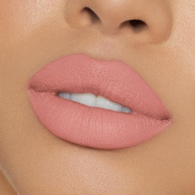 Kylie Koko K Lip Kit packaging close-up for gifting elegance.