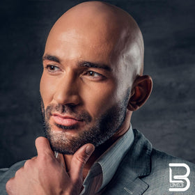 L3 Level 3 Shaving Gel: clear formula improves visibility during precise shaving.