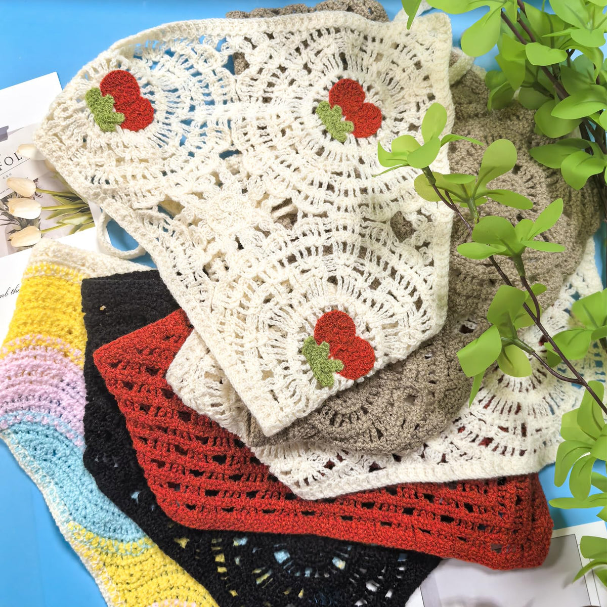 LAIFOOSHEN floral headkerchief adds color while keeping hair neat during casual outings