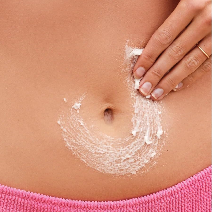 LaLicious Endless Summer coconut oil dispense demonstrates non-greasy hydration for daily use.