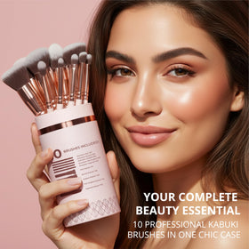 Lamora Kabuki powder brush with dome shape for even buffing
