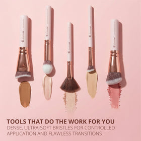 Lamora Pro precision angled contour brush for targeted shading
