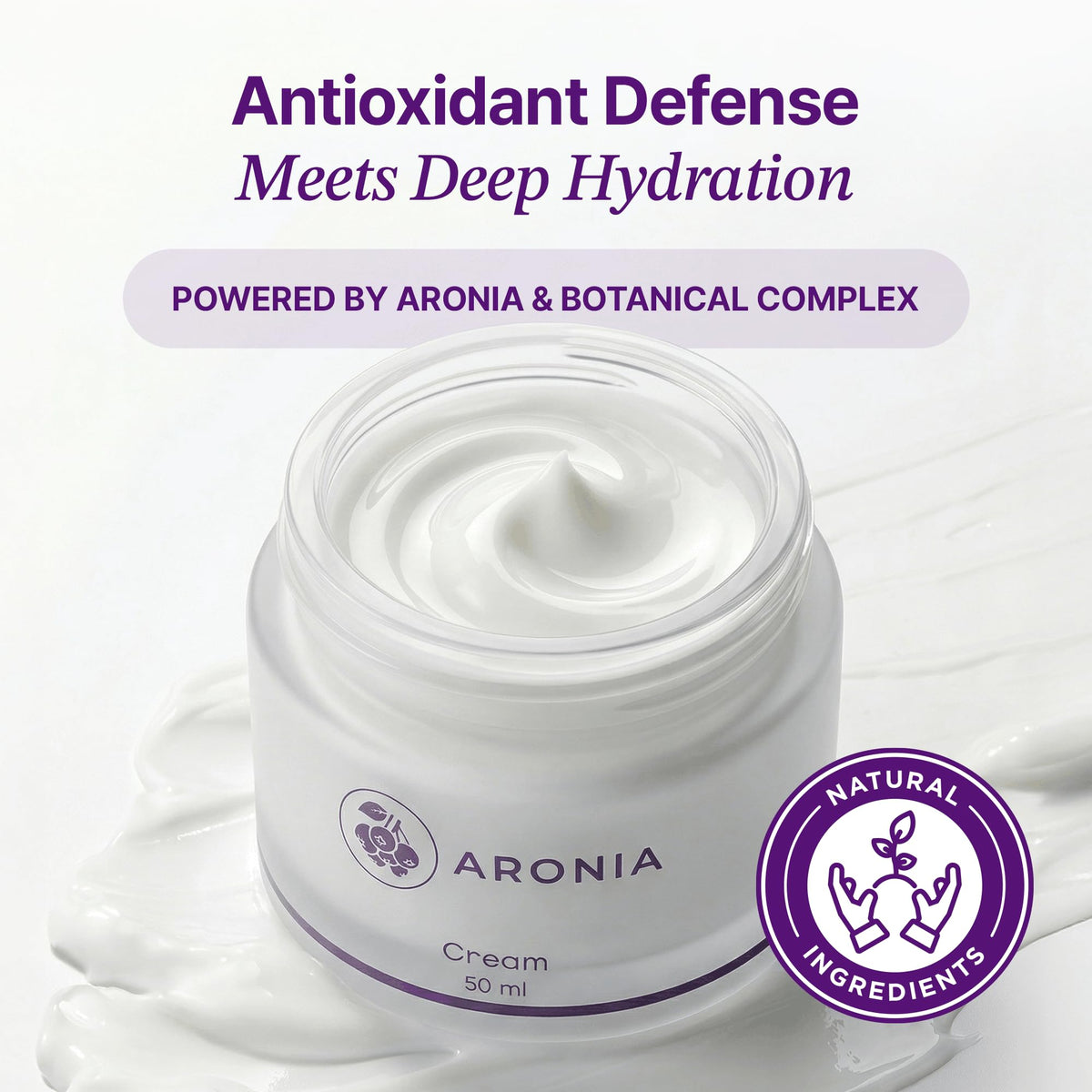 LAMUAMOR Aronia cream being applied to face for daily moisturization.