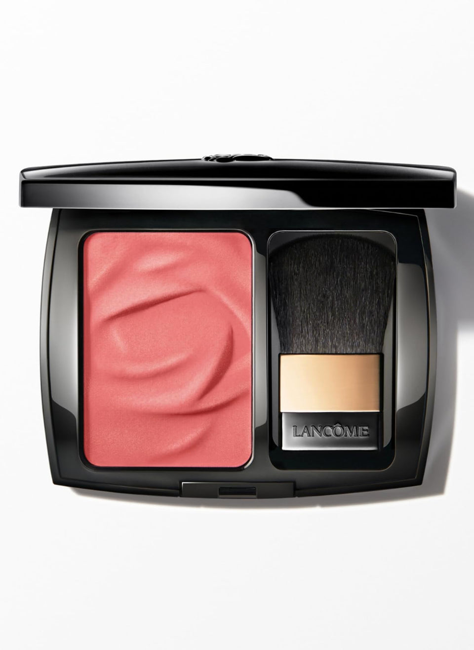 Lancôme Blush Subtil Coral Clash powder finish adds natural warmth and long wear.