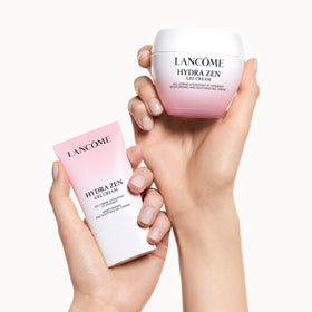 Lancôme Hydra Zen Gel Cream swirl shows quick absorption into skin.
