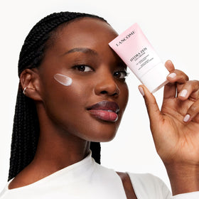 Lancôme Hydra Zen Gel Cream texture closeup highlights lightweight, non-greasy feel.