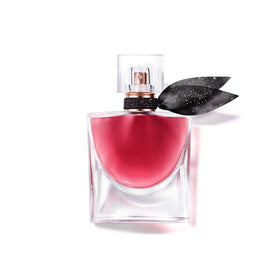 Lancôme La Vie Est Belle L'Elixir raspberry note close-up, bright and inviting.
