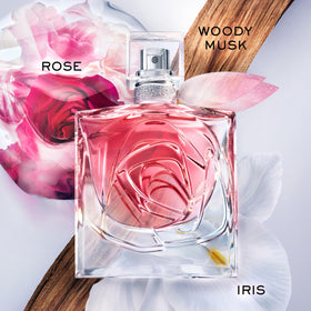 Lancôme La Vie Est Belle Rose Extraordinaire rose detail highlights fresh and opulent notes