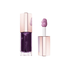Lancôme Lip Idôle JuicyTreat gloss Berry Bisou application for instant shine and hydration.
