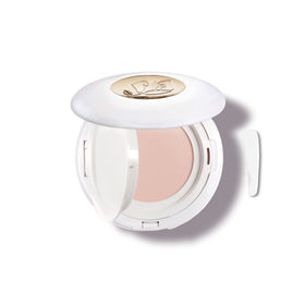 Lancôme Priming Serum balm texture for smooth skin and longer makeup wear.