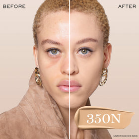 Lancôme Teint Idole Ultra Wear creamy, hydrating texture in close-up.