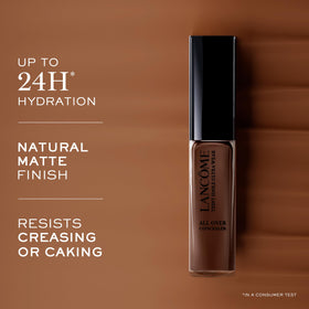Lancôme Teint Idole Ultra Wear lightweight, non-greasy texture for all-day wear.