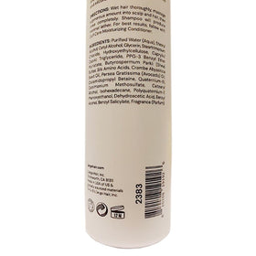 Curl care routine setup with the bottle, easy to integrate into daily wash.