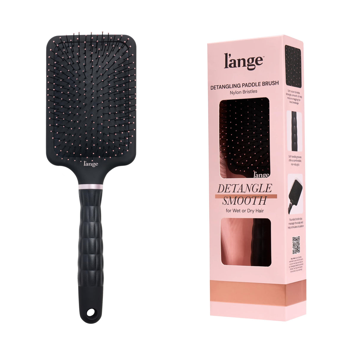 L'ANGE HAIR Detangling Paddle Brush close-up of soft nylon bristles for gentle detangling.