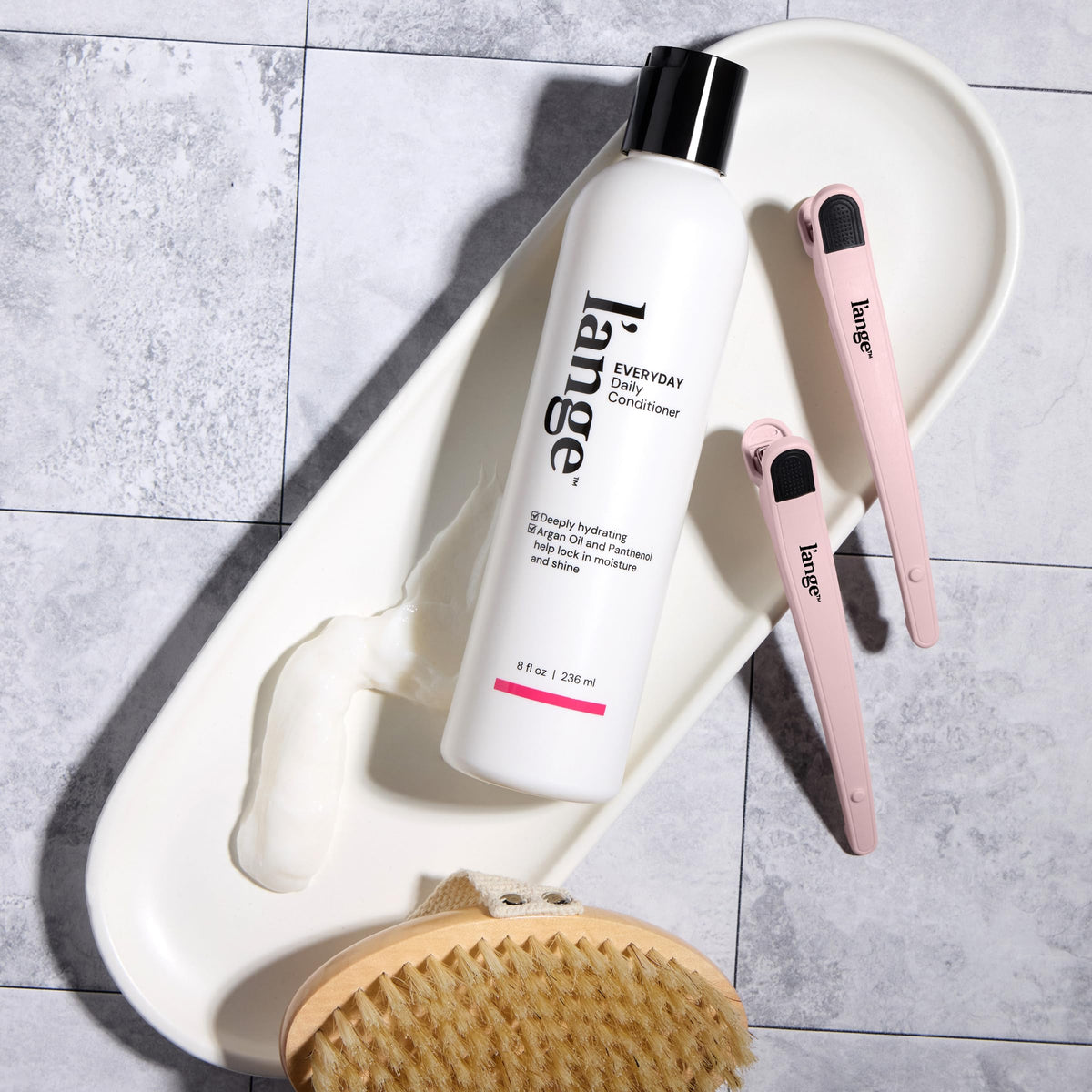 L'ANGE HAIR Everyday Daily Conditioner ingredients wheat-protein aloe close-up.