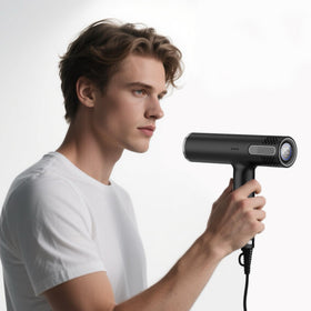 LANVIER cool-shot feature locks in styles with a crisp finish.