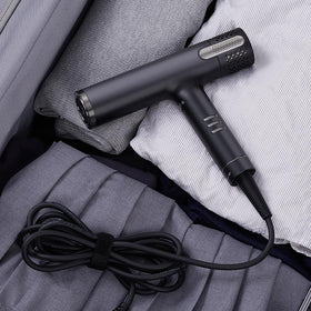 LANVIER professional-grade performance for all hair types.