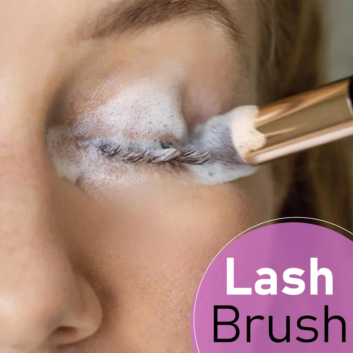 Lasting Lashes lash sleep mask blocks moisture and friction during routines