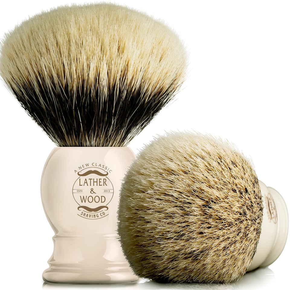 Lather & Wood Pure Badger Brush loft close-up showing water retention for a richer lather