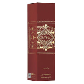 Lattafa Bade'e Al Oud Sublime floral heart with magnolia and jasmine delivers a radiant bloom.