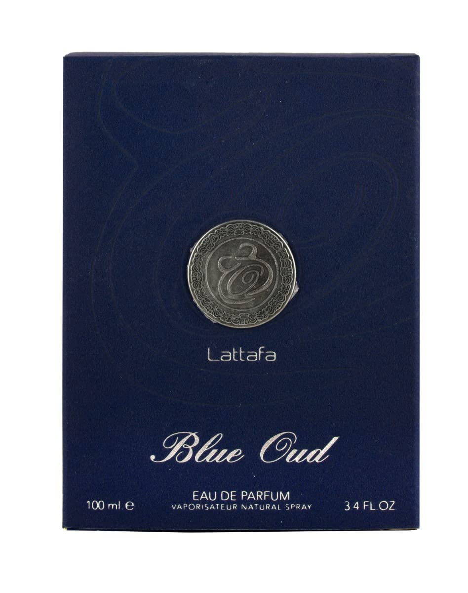 Lattafa Blue Oud spray mist for easy application.