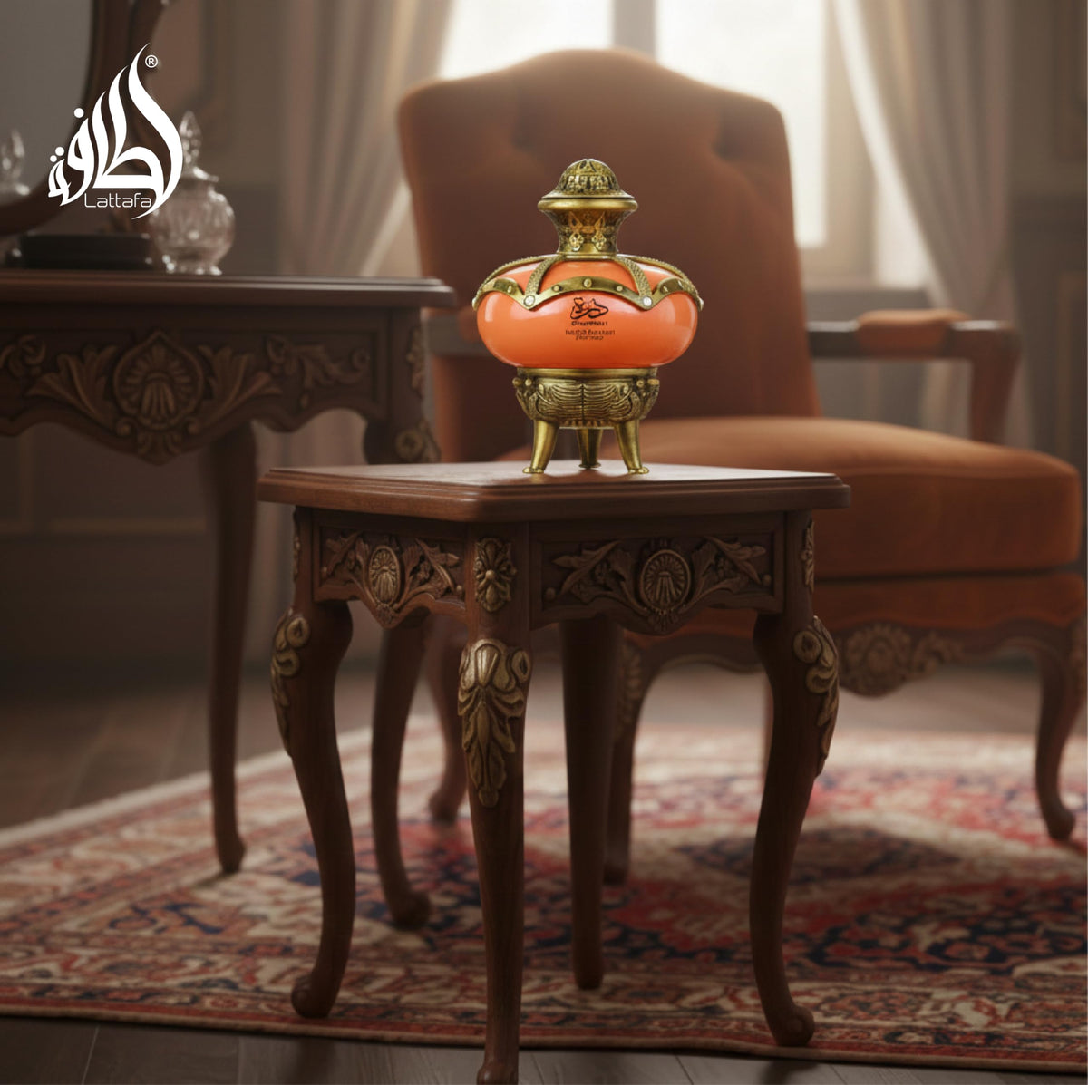 Lattafa Niche Emarati Durrah bottle with osmanthus jasmine heliotrope heart notes and warm base