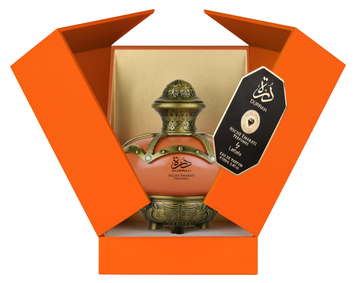 Lattafa Niche Emarati Durrah bottle highlighting peach and peony top notes for a fresh mood