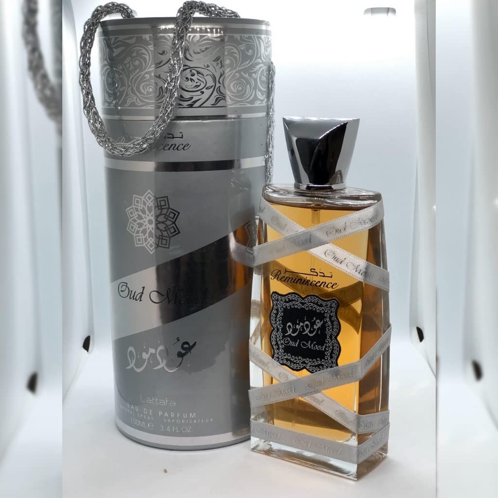 Lattafa Oud Mood Reminiscence base notes with sandalwood and oud for lasting presence