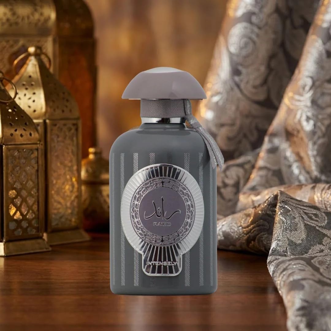Lattafa Ra'ed Intensely musk, sandalwood and ambroxan create velvety base and lasting comfort.