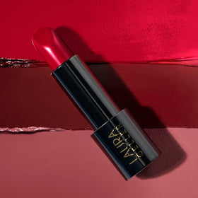 Laura Geller Modern Classic Lipstick long-wear test on lips.
