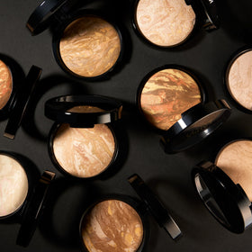 Antioxidant enriched blush foundation formula from Laura Geller New York for glow