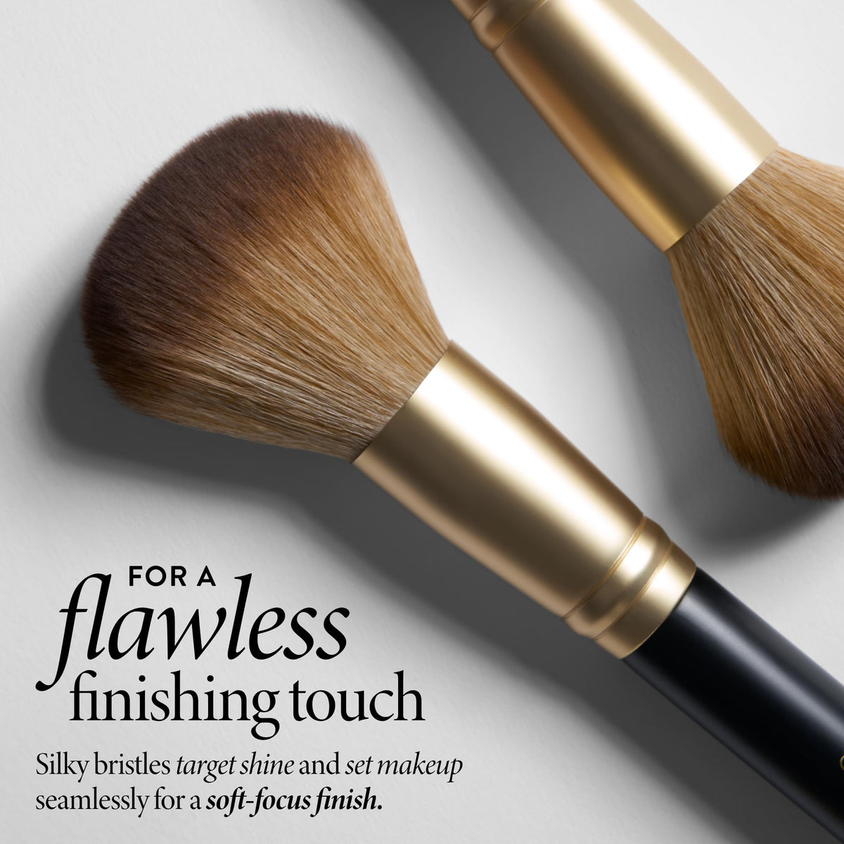 LAURA GELLER NEW YORK setting powder brush for quick touchups with translucent or tinted powders