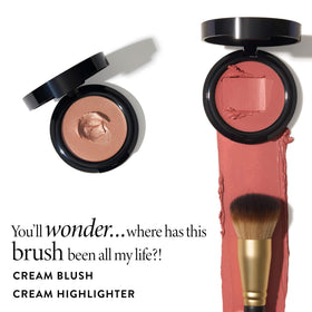 Laura Geller New York Wonder Brush builds payoff without cakiness