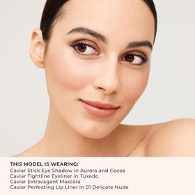 Laura Mercier Caviar Extravagant Mascara curling effect on lashes