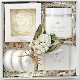 LaurGifts mothers day spa basket with coconut candle, ideal for relaxing at home.