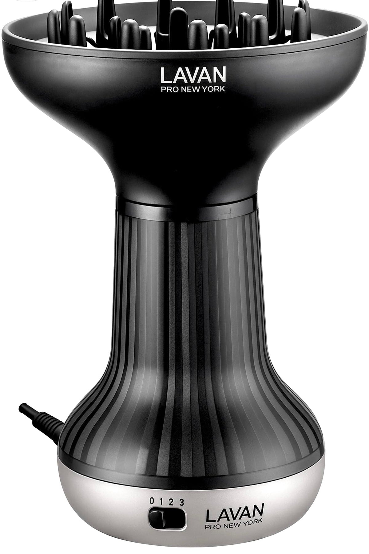 LAVANPRO NEW YORK ionic technology reduces frizz for shiny, soft curls.