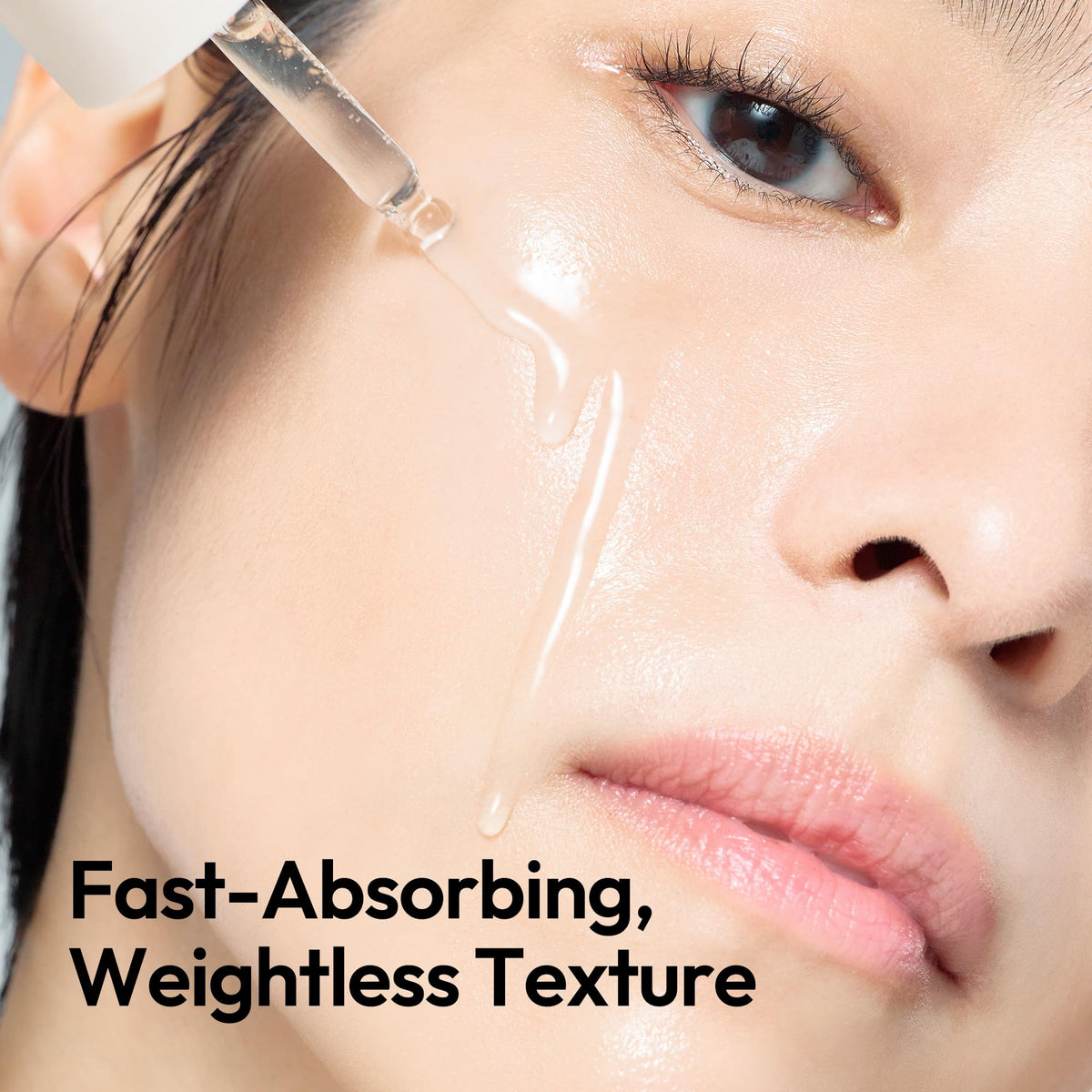 LAYERLAB Vitamin E and Resveratrol blend emphasizes antioxidant trio for resilient skin.